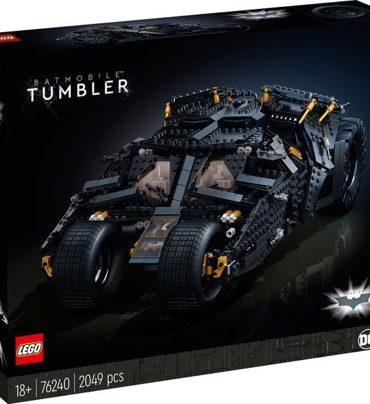 LEGO Super Heroes Batmobile Tumbler