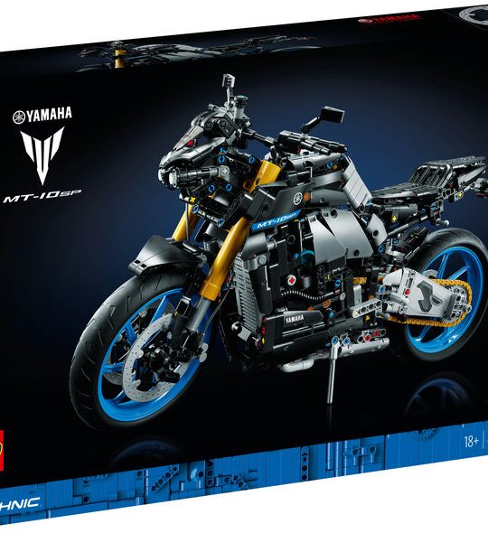 LEGO Technic Yamaha MT22