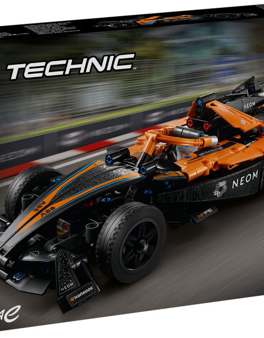 LEGO Technic NEOM McLaren Formula E racewagen