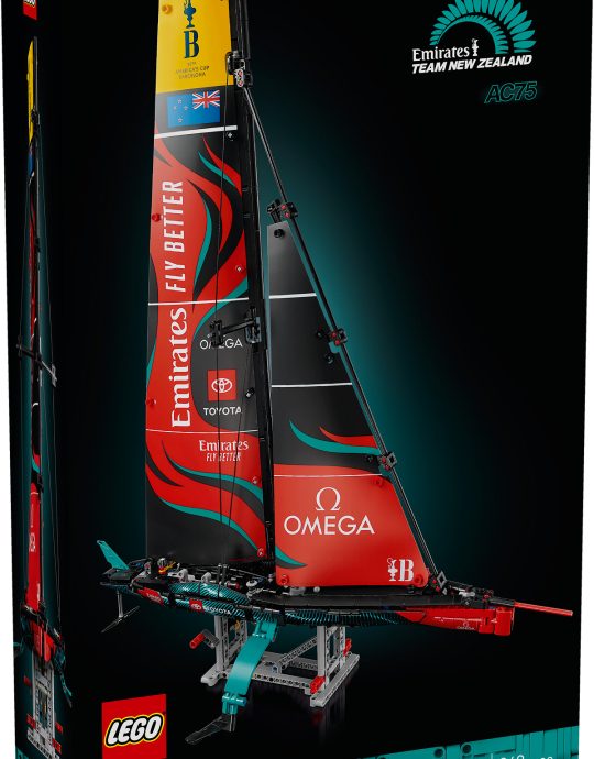 LEGO Technic Emirates Team New Zealand AC75 jacht